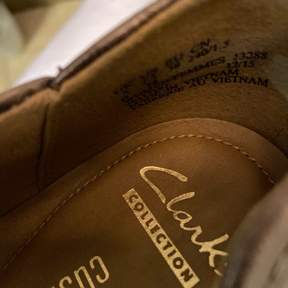 Clarks women’sGolden Brown  ballet flats size 7 1/2 - Picture 9 of 11